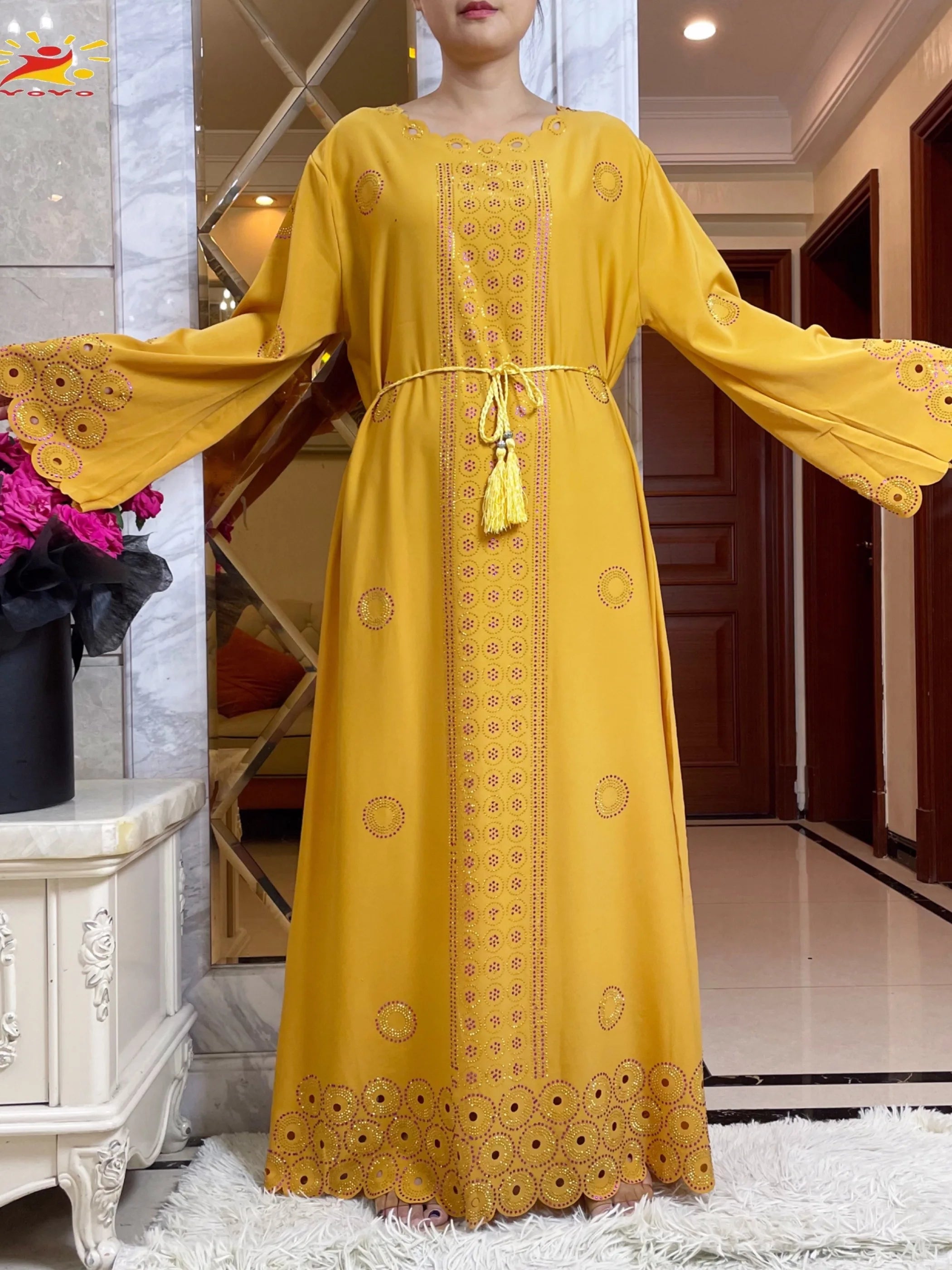 Abaya Femme Élégante Diamants