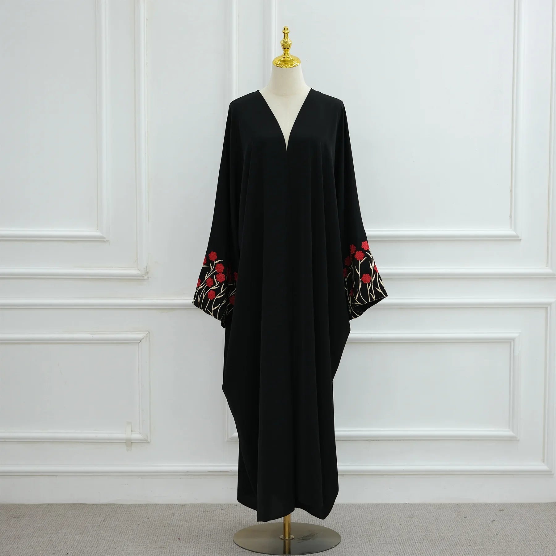 Abaya Noire Femme Brodée Fleurie