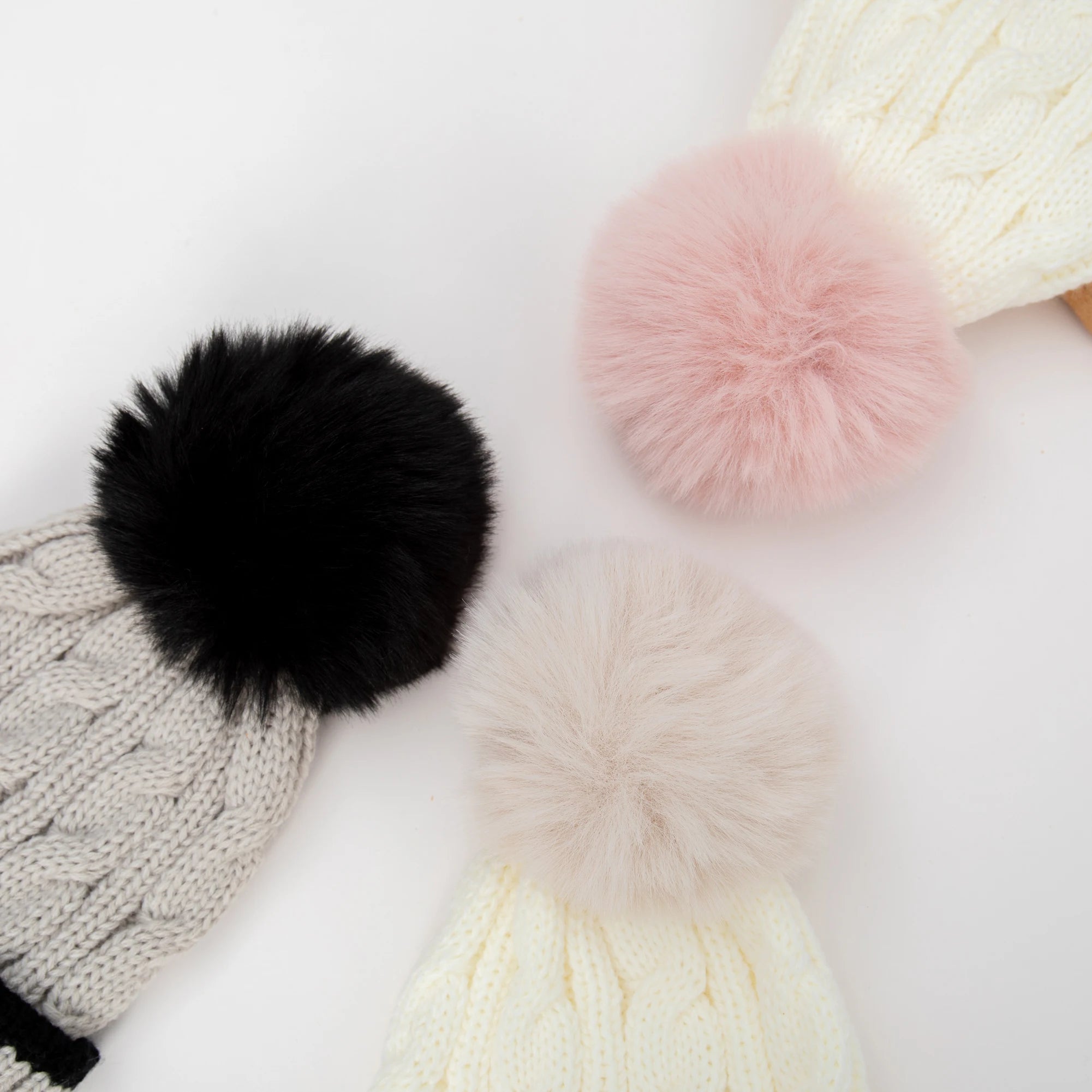 Bonnet Bébé Hiver Pompom
