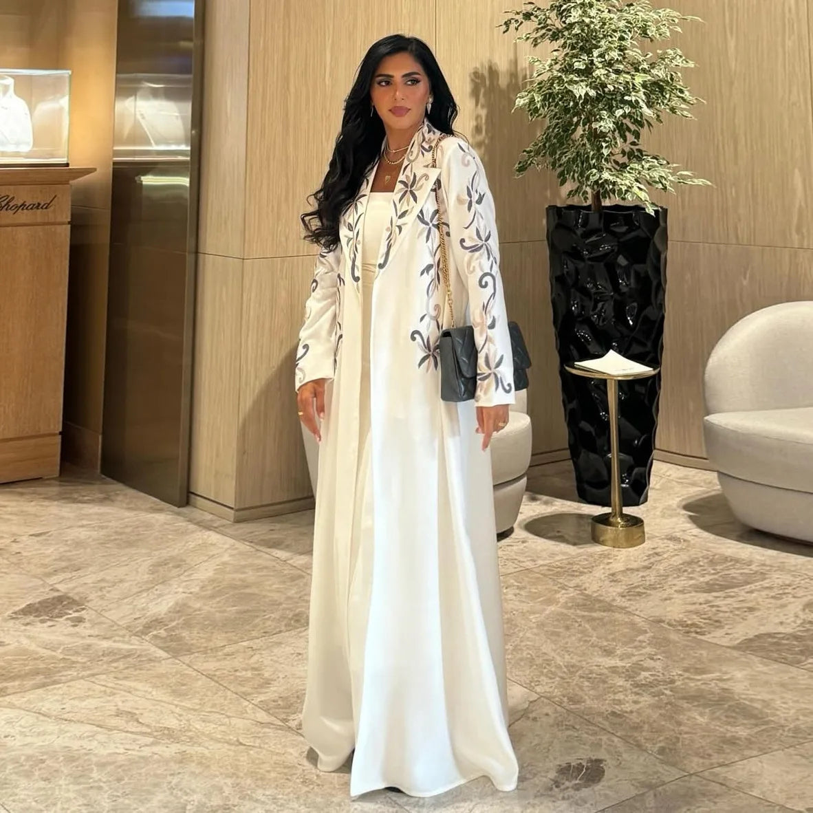 Abaya Femme Dubaï Brodée Élégante