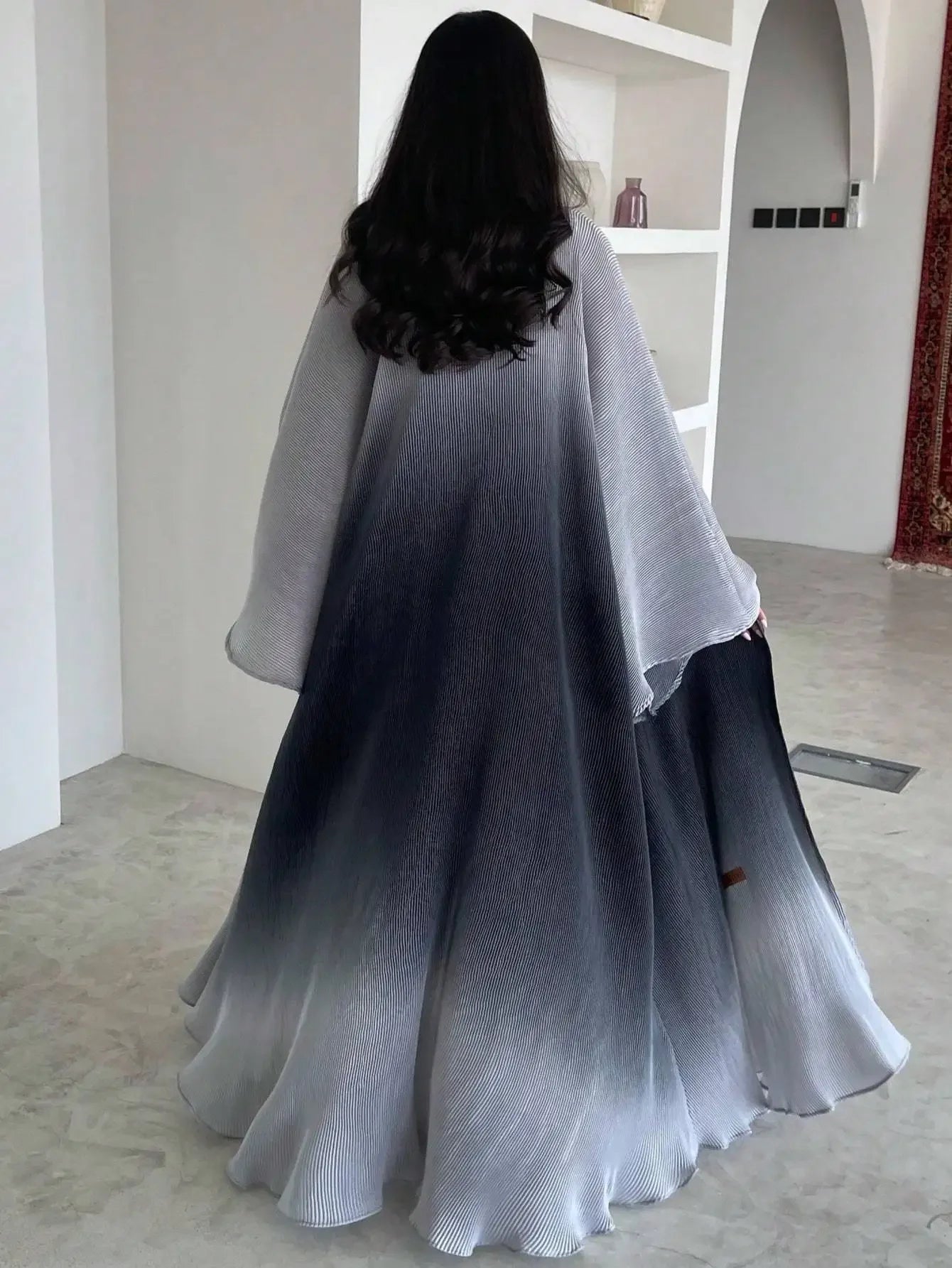 Abaya Femme Élégante Manche Évasée