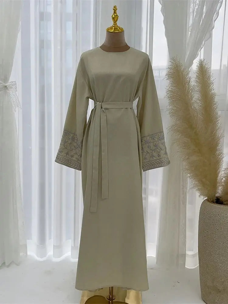 Abaya Lin Brodée Fleurie Élégante