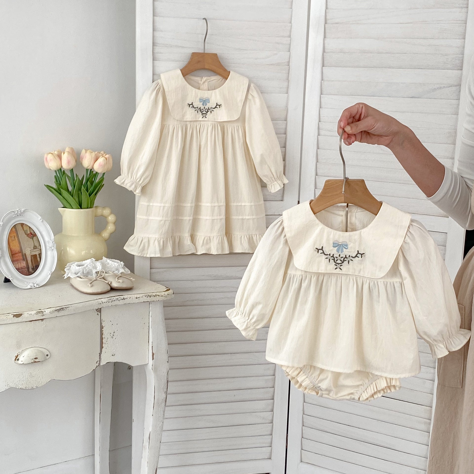 Arrival Autumn Baby Girls Long Sleeves Simple Embroidered Top and Bloomers Clothing Set / Dress-0